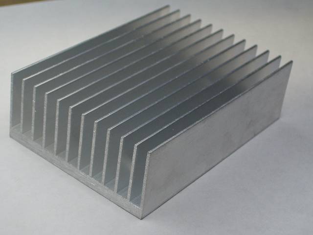 HEATSINK 3.1X2.13X.92 IN 