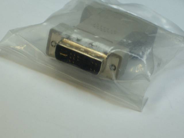 DVI ADAPTER DVI-17M/HD15F (VGA) IVORY