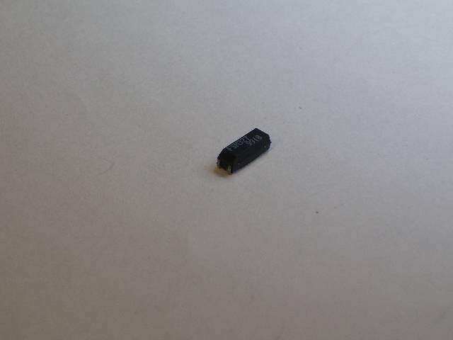 RESONATOR SMT 0.032768 MHZ T/R