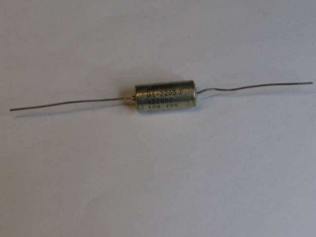 CAP TANT AXL 220UF 10V 10% BLK