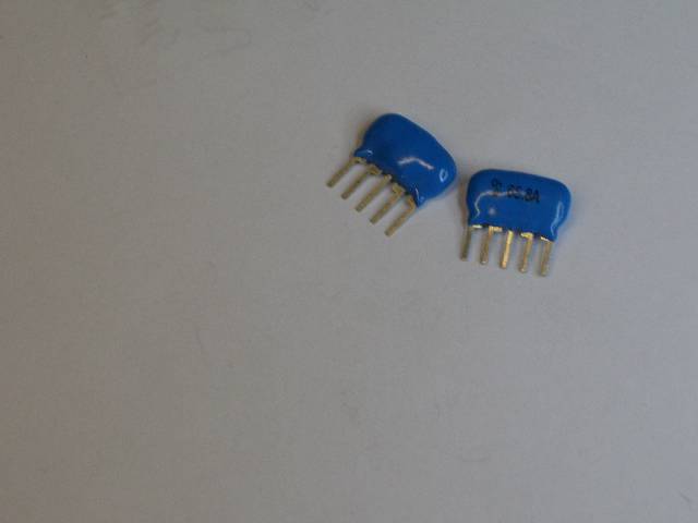 RESONATOR 65.8A CER 5PIN SIP BULK