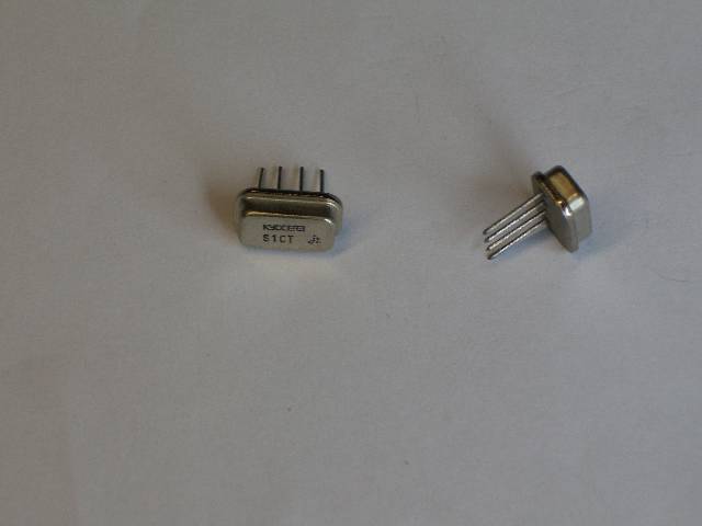 CRYSTAL 117CS 4PIN SIP BULK