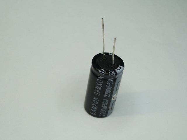 CAP LYT RDL 2200UF 63V 20% 18X35MM 8LS BULK