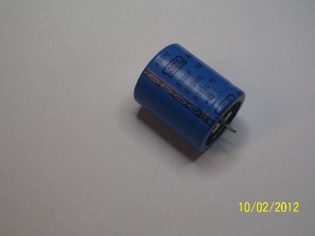 CAP LYT RDL 330UF 200V 30X36MM 10LS 85C SNAP      