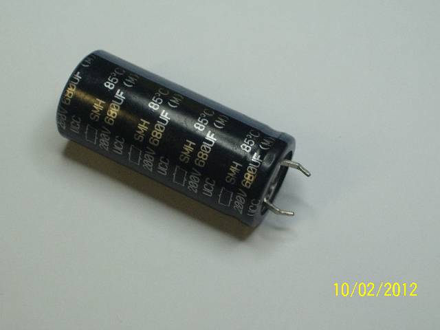 CAP LYT RDL 680UF 200V 22X51MM 10LS 20% 85C SNAP