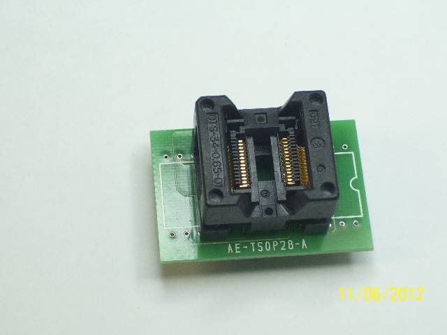 MISC 28PIN PROGRAMER SOCKET